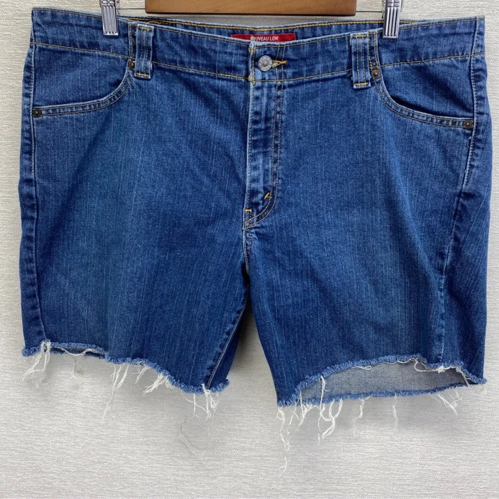 VTG‎ Levi's 525 Nouveau Low Stretch Denim Cut Off Jeans Raw Hem size 18 Y2K
